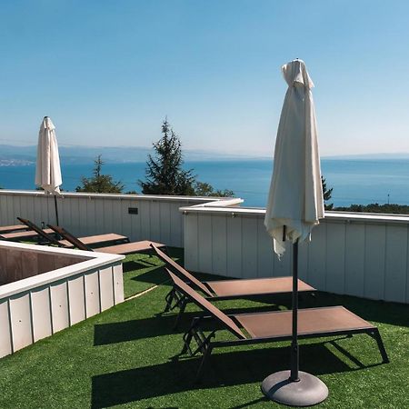Apartment Lui With Rooftop Swimming Pool Icici Exterior foto
