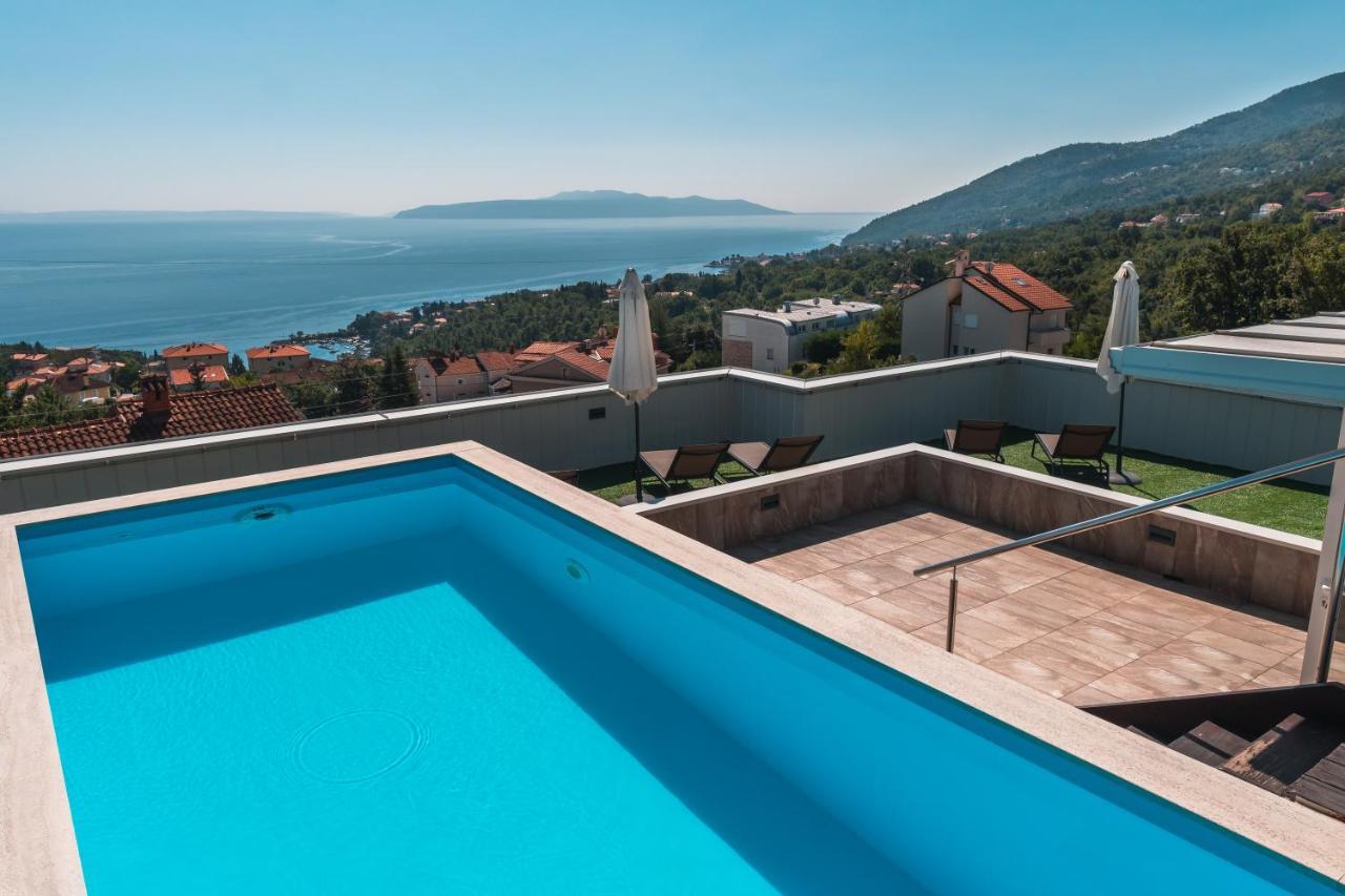Apartment Lui With Rooftop Swimming Pool Icici Exterior foto